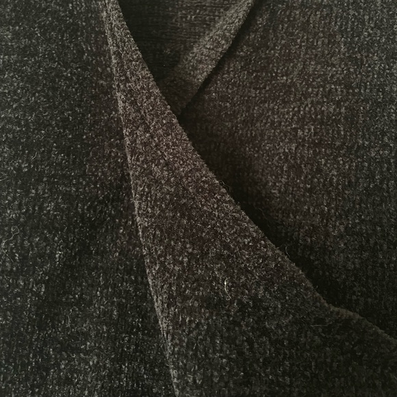 UO Short Sleeve Surplice Chenille Sweater - Picture 4 of 5